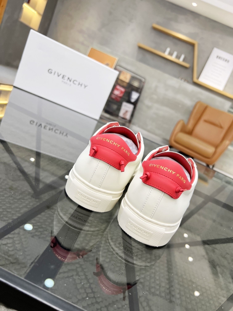 Givenchy Sneakers